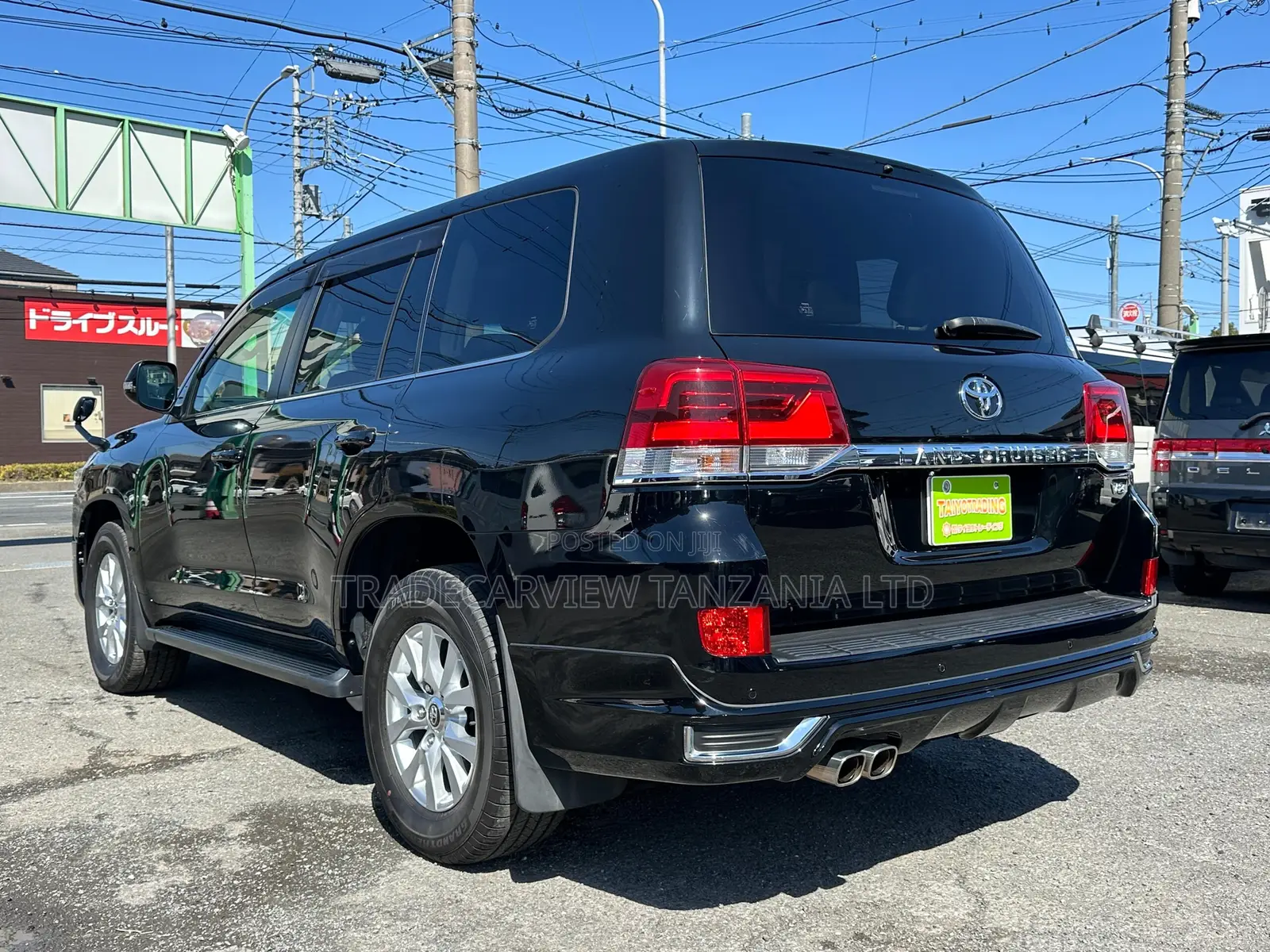 Toyota Land Cruiser 4.6 V8 AX 2019 Black