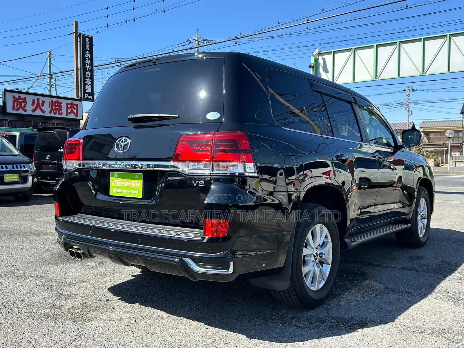 Toyota Land Cruiser 4.6 V8 AX 2019 Black