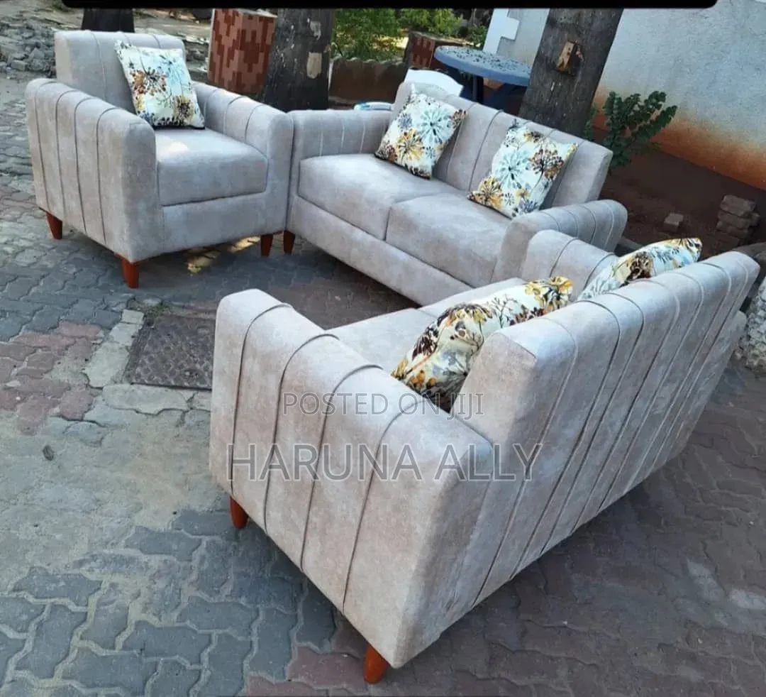Sofa Seti Ya Watu Watano