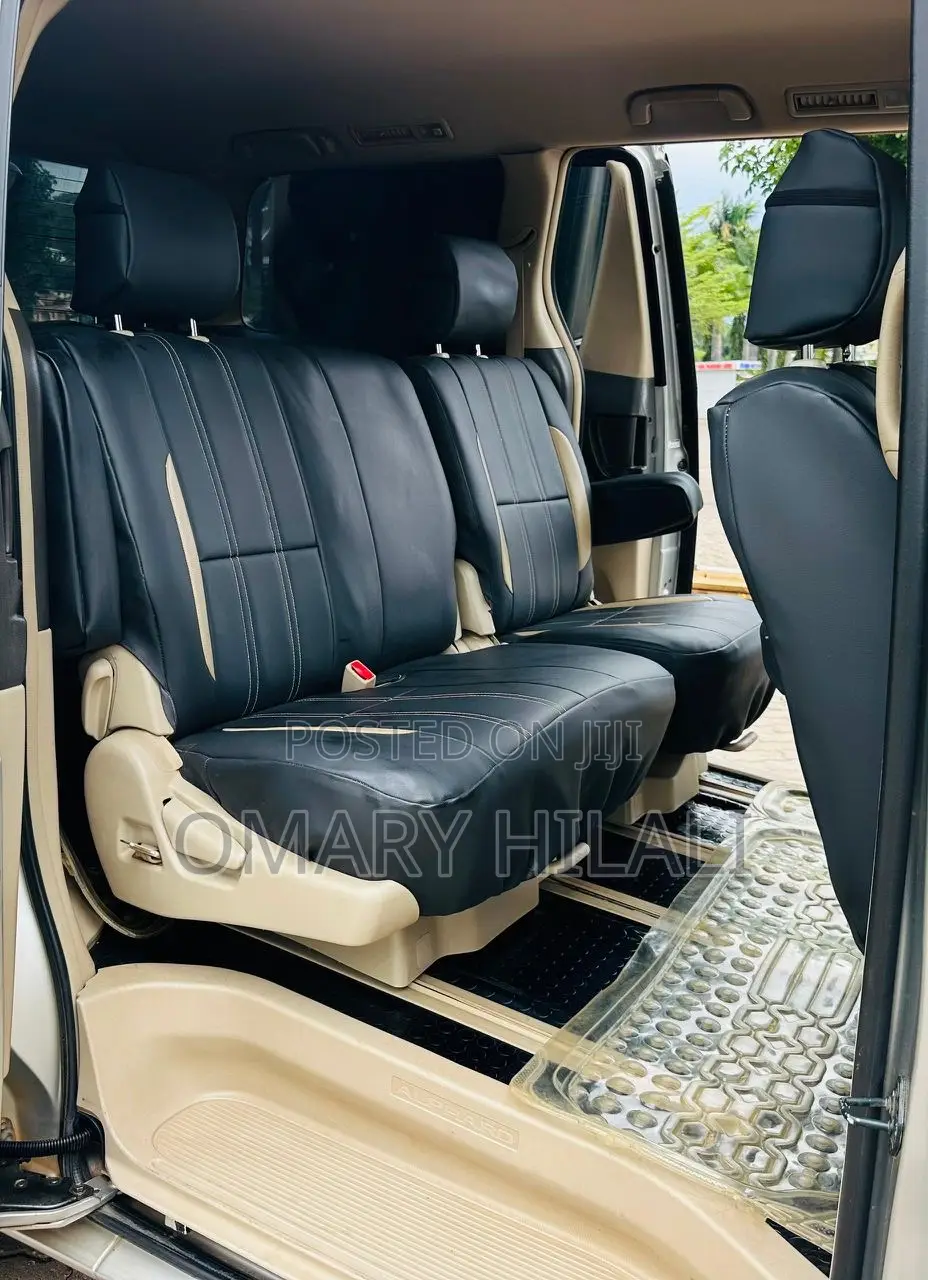 Toyota Alphard 2005 Silver