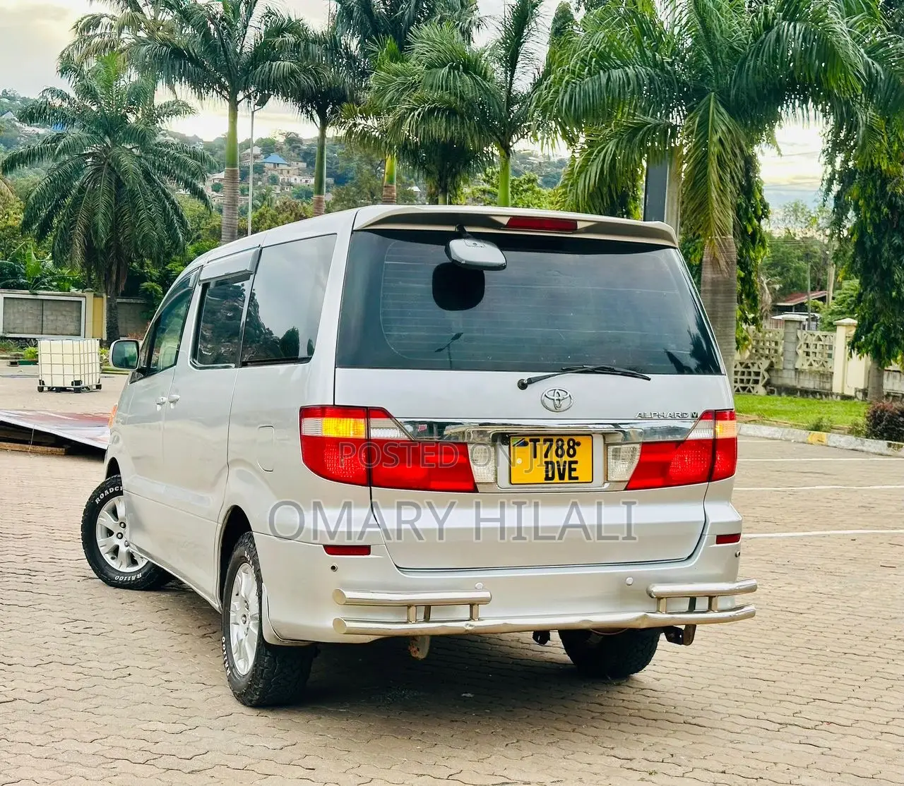 Toyota Alphard 2005 Silver