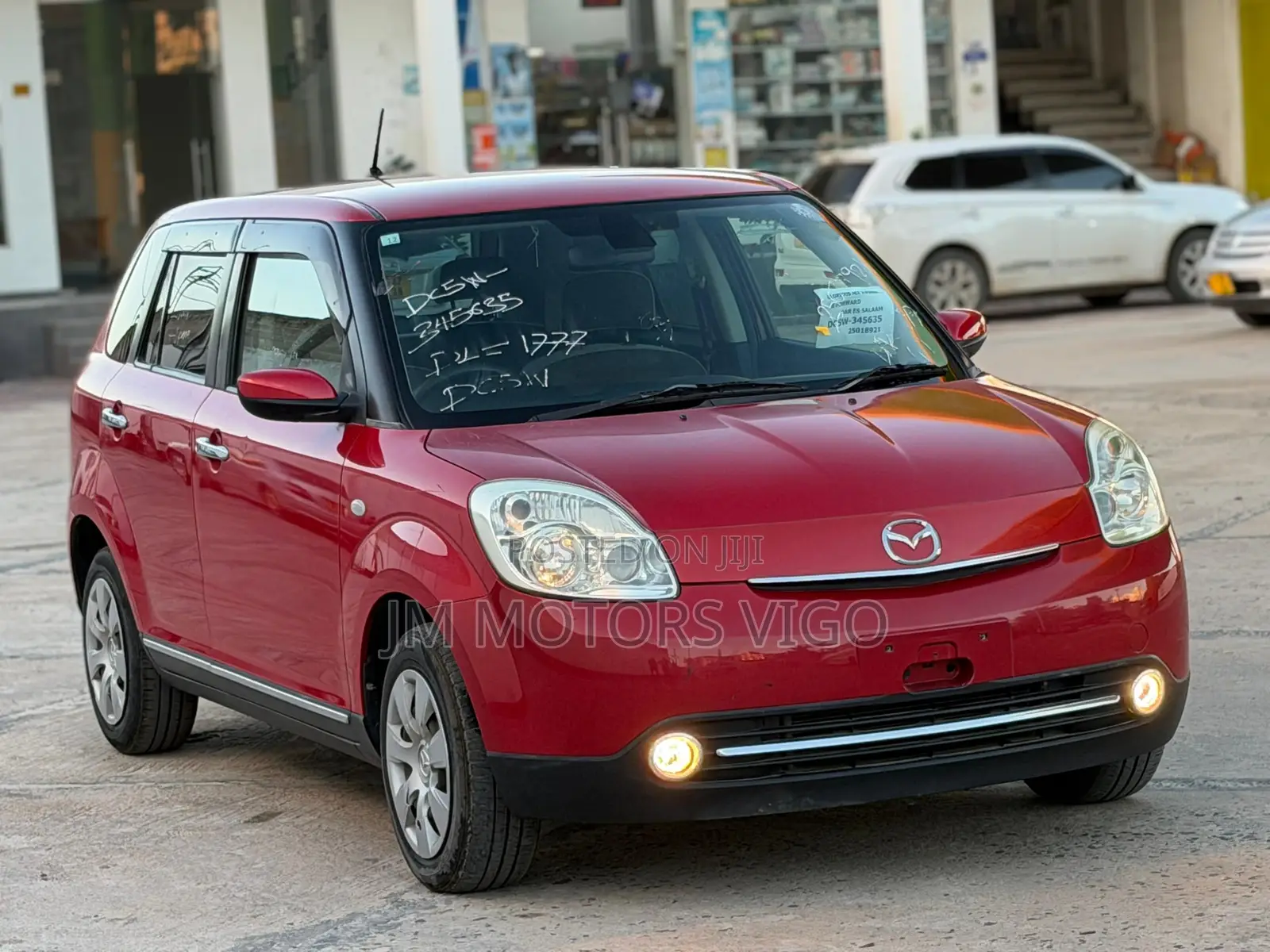 Mazda Verisa 2011 Red