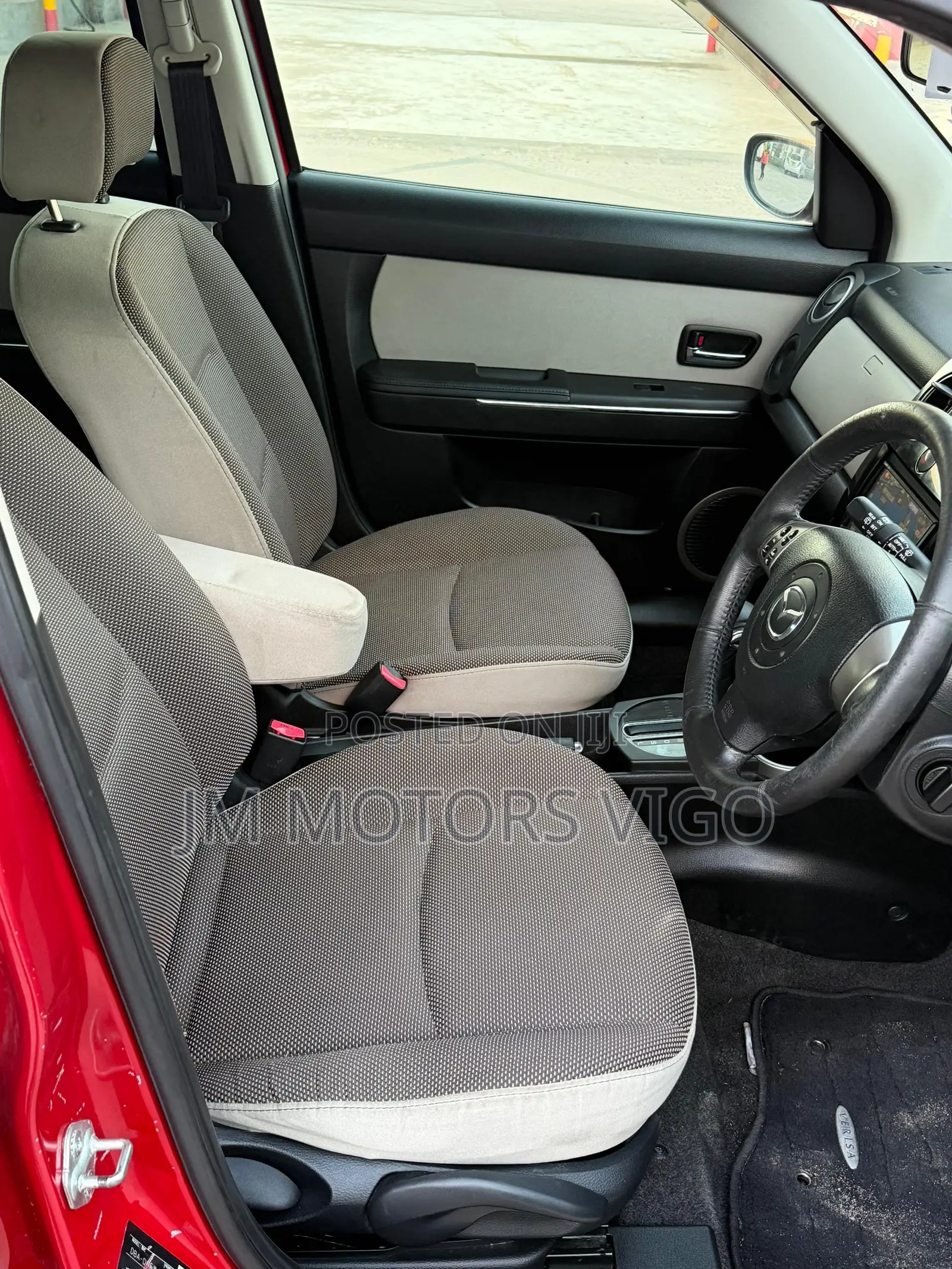 Mazda Verisa 2011 Red