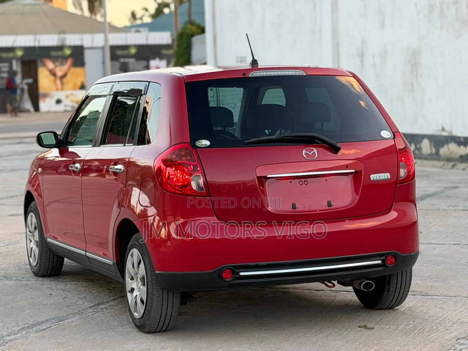 Mazda Verisa 2011 Red