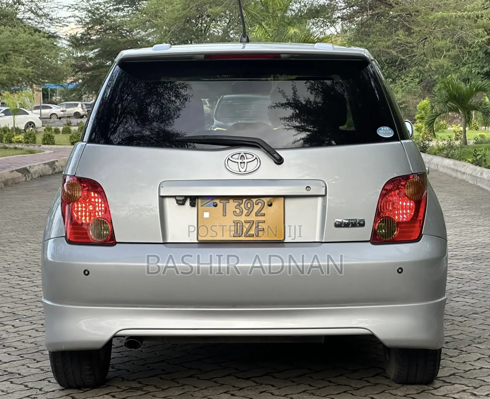 Toyota IST 2005 Silver
