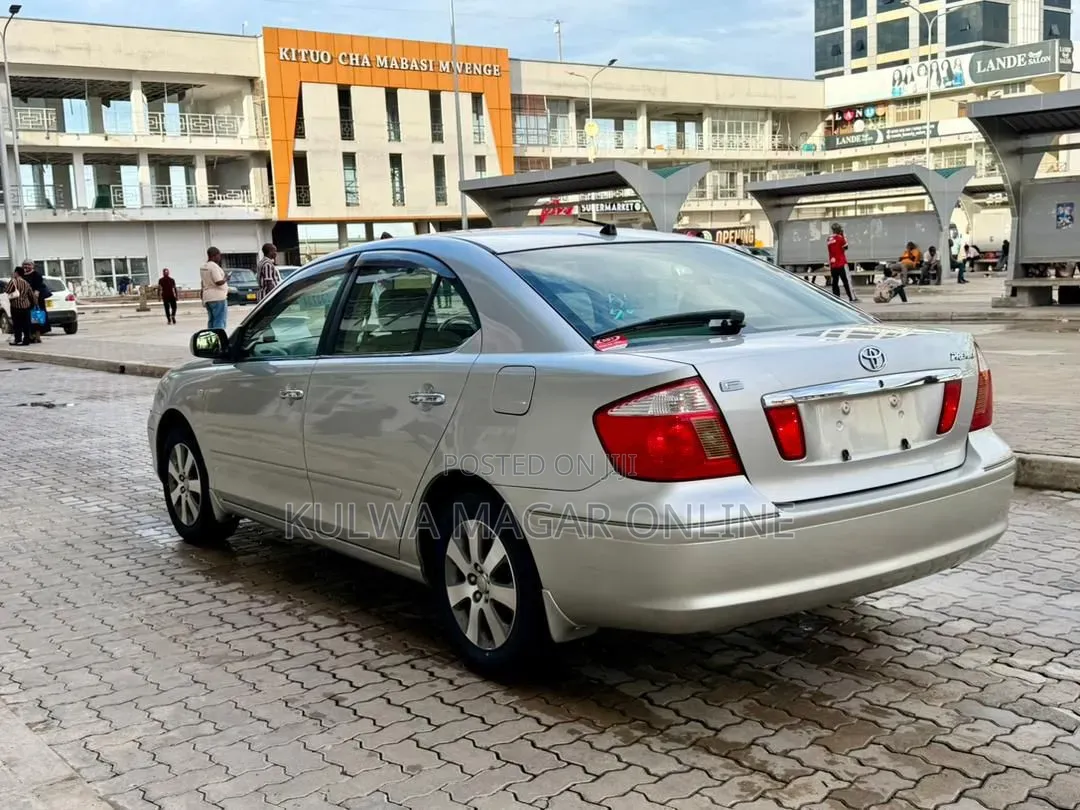 Toyota Premio 2004 Silver