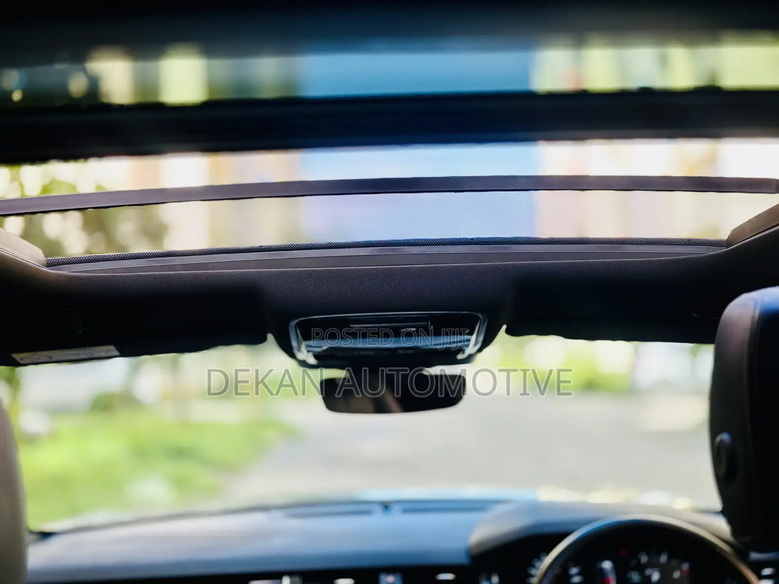 Land Rover Range Rover Velar R-Dynamic HSE 2022 Gray