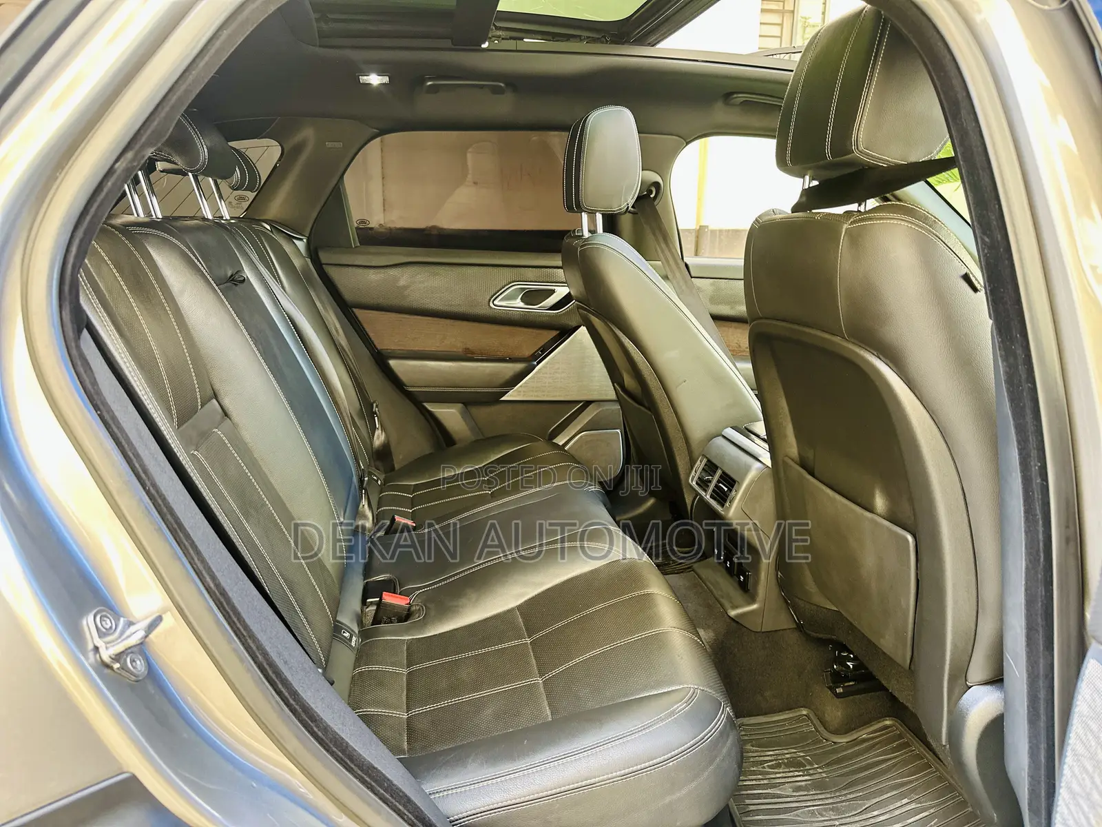 Land Rover Range Rover Velar R-Dynamic HSE 2022 Gray