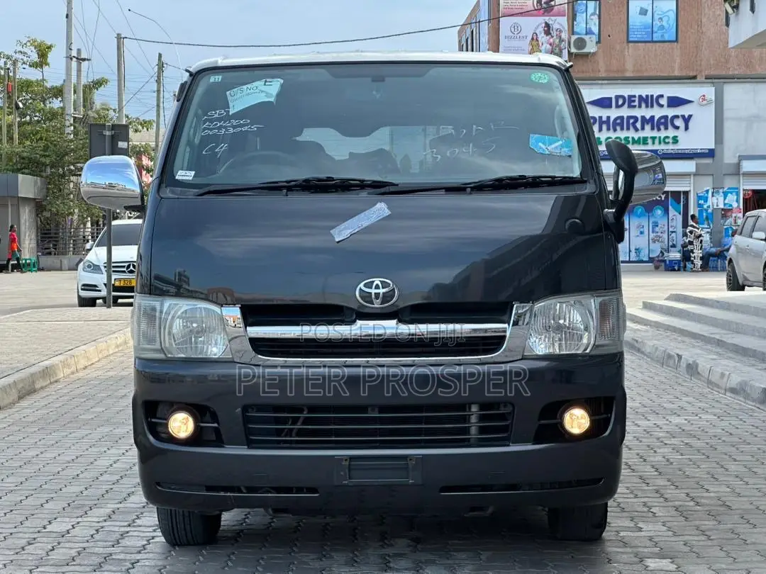 New Toyota HiAce 2006 Black