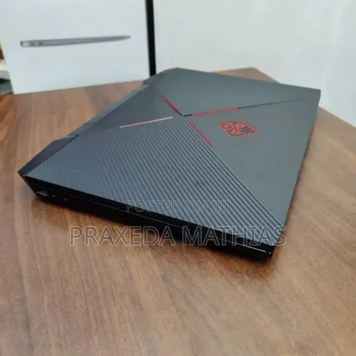 Laptop HP Omen 15-ce0xx 16GB Intel Core i7 SSD 512GB