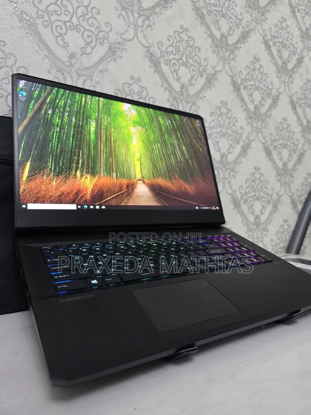 Laptop MSI GP75 Leopard 16GB Intel Core i7 SSD 512GB