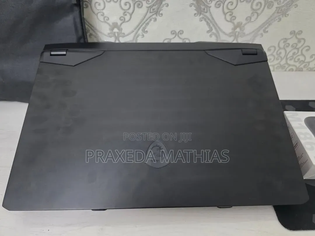 Laptop MSI GP75 Leopard 16GB Intel Core i7 SSD 512GB
