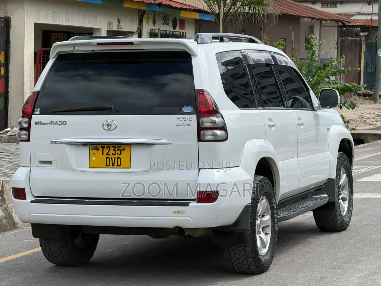 Toyota Land Cruiser Prado 2005 White