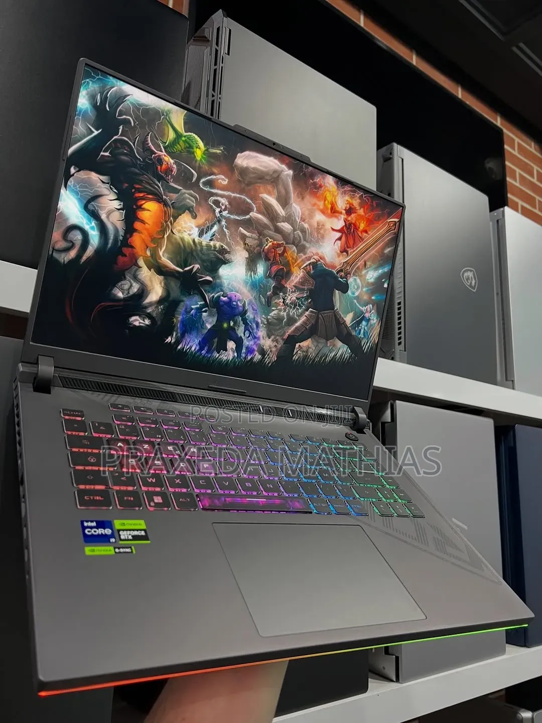 Laptop Asus ROG Strix G17 16GB Intel Core i9 SSD 1T