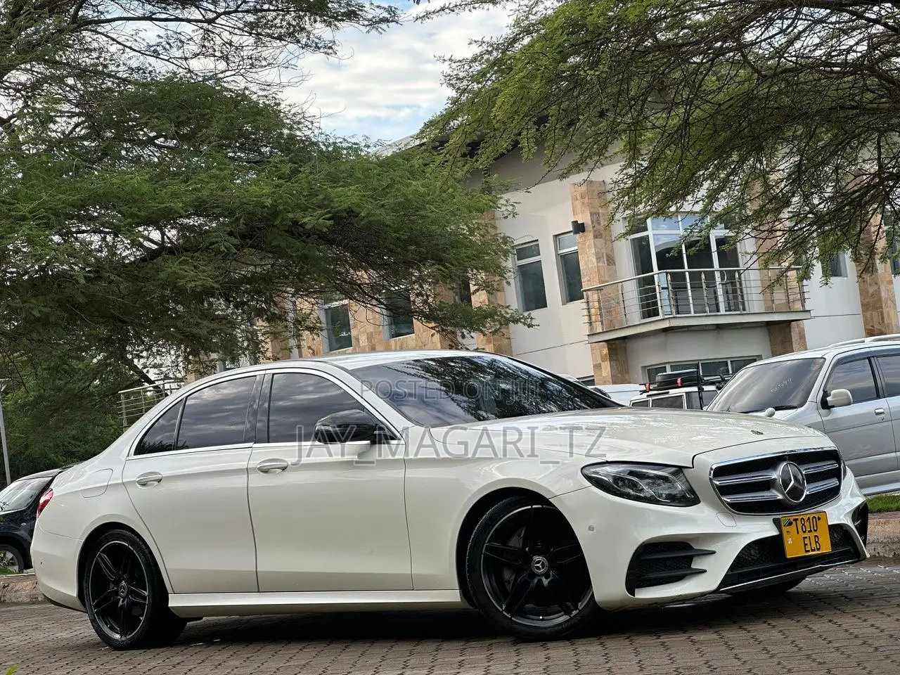 Mercedes-Benz E300 2017 White