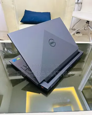 Laptop Dell G15 5511 16GB Intel Core i7 SSD 512GB
