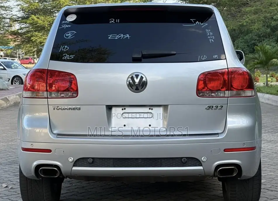 Volkswagen Touareg 2007 Silver