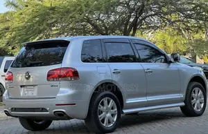 Volkswagen Touareg 2007 Silver
