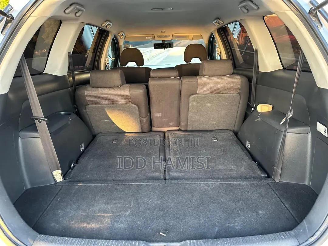Toyota Wish 2006 Beige