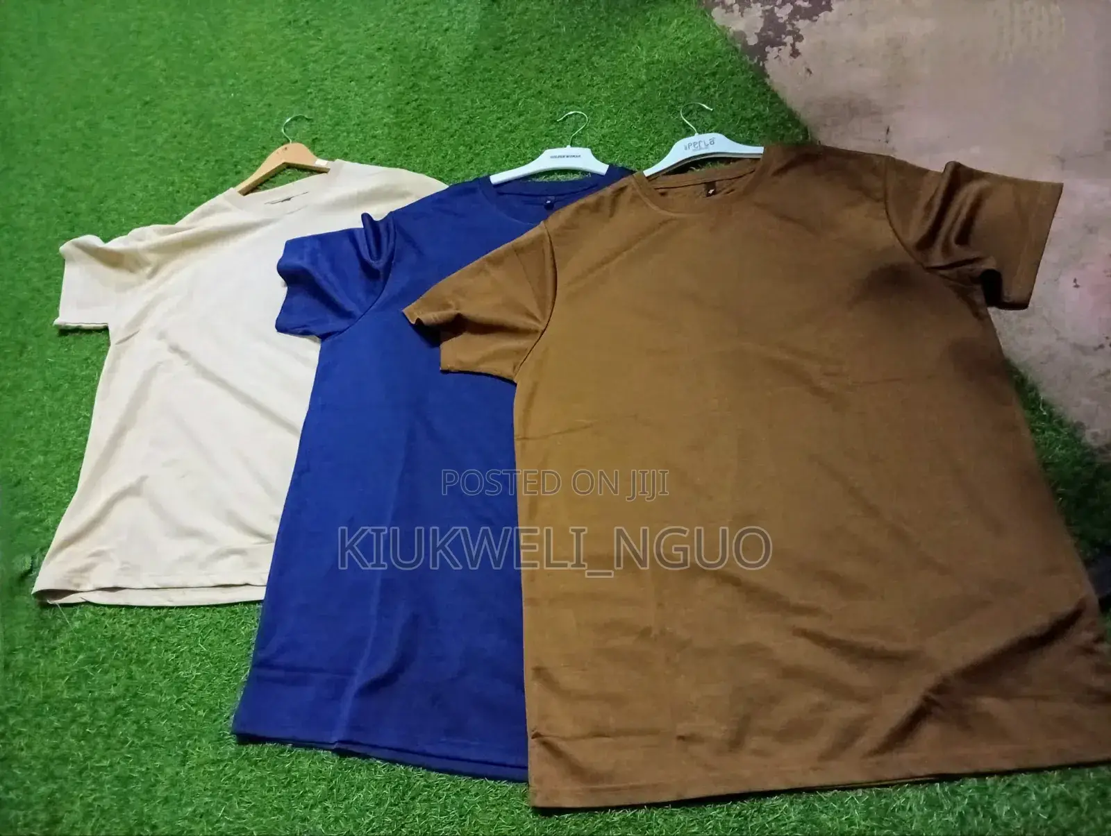 Plain T-Shirt