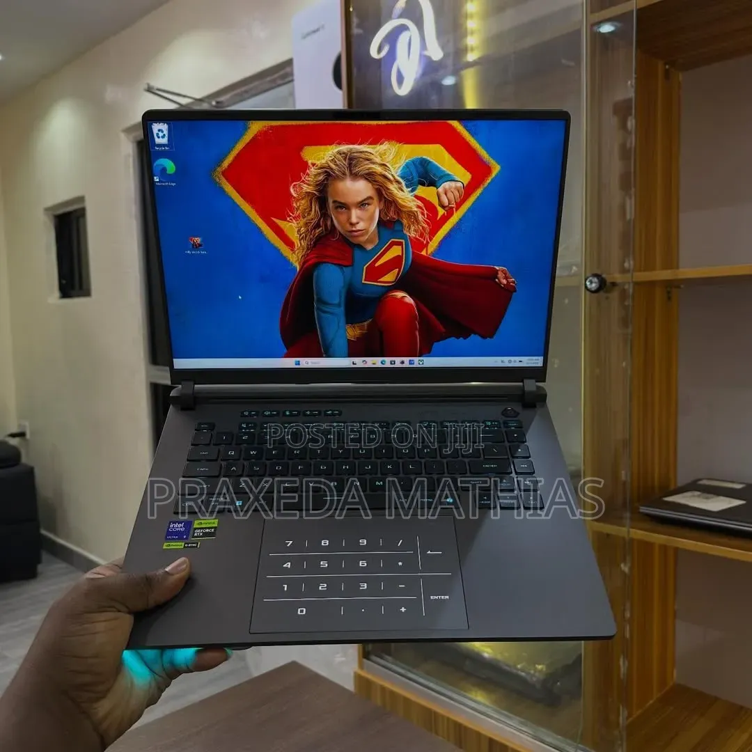New Laptop Asus ROG Strix G16 G614 32GB AMD Ryzen 9 SSD 1T