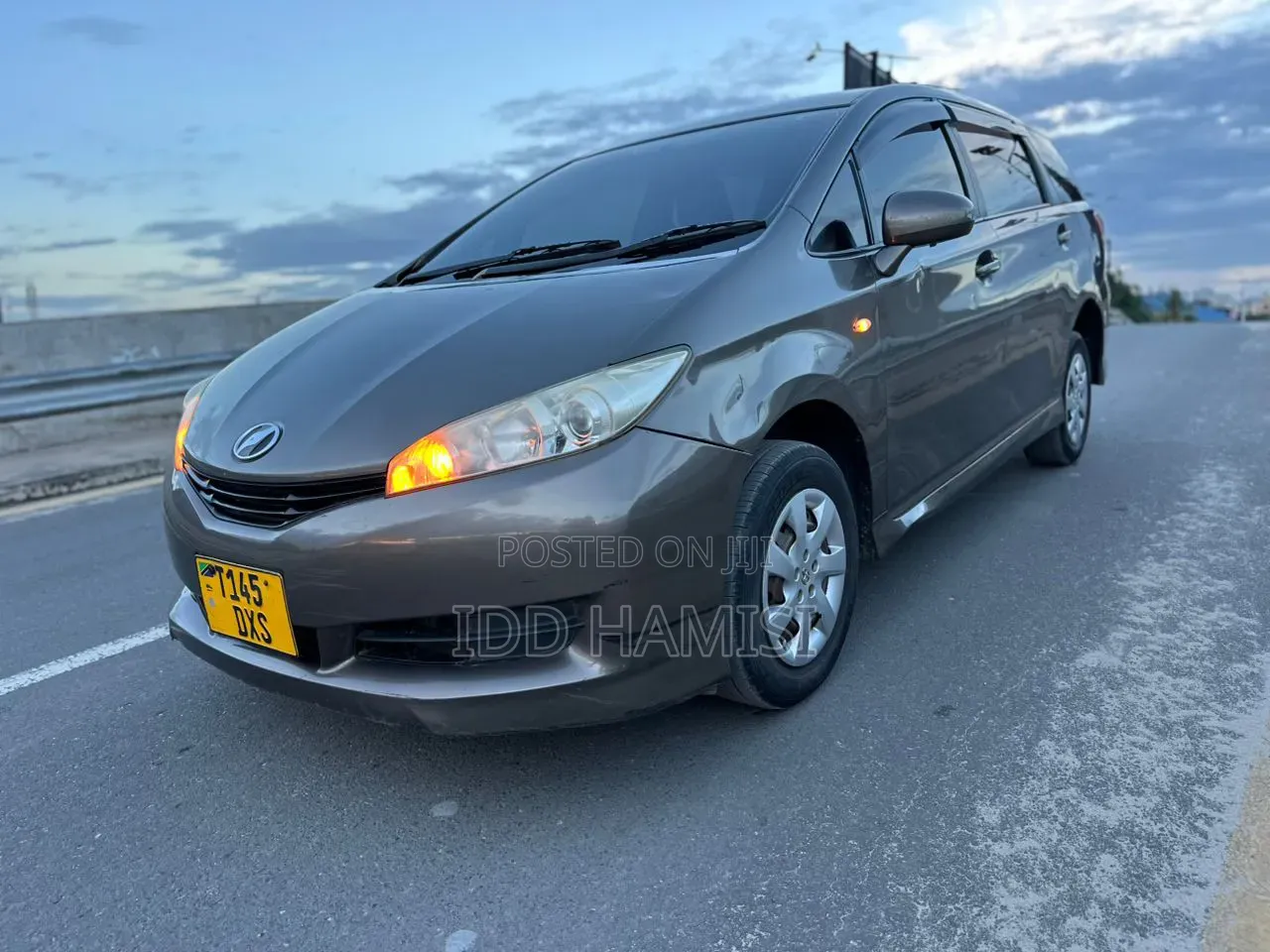 Toyota Wish 2011 Gray