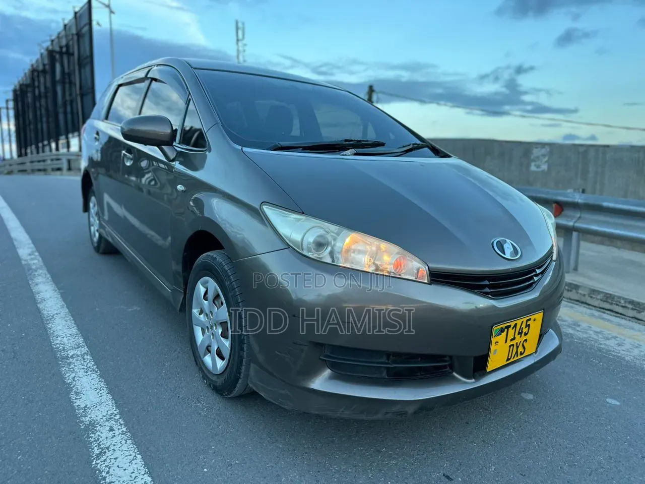 Toyota Wish 2011 Gray