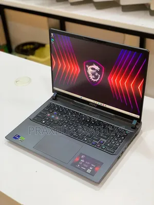 New Laptop MSI Vector 16 HX AI A2XWIG 32GB Intel Core Ultra 9 SSD 1T