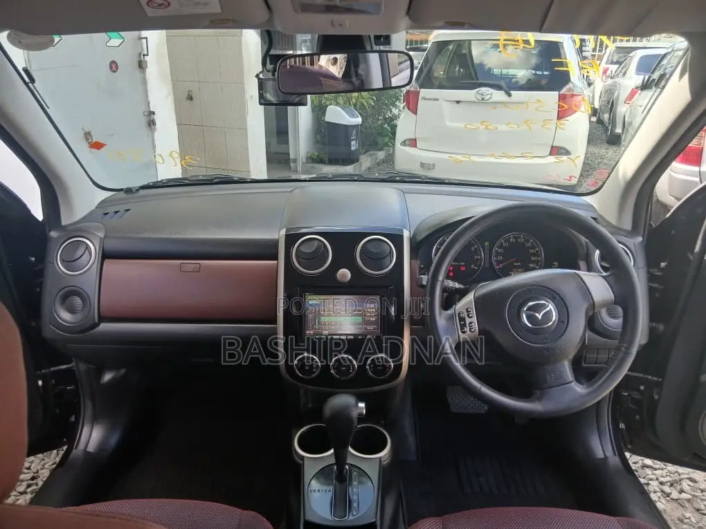 Mazda Verisa 2010 Maroon