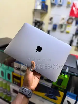 Laptop Apple MacBook Pro 2019 8GB Intel Core i5 SSD 256GB