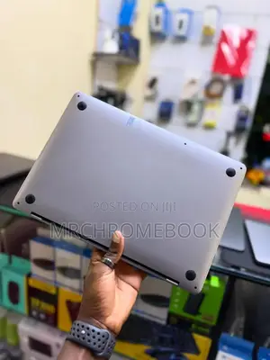 Laptop Apple MacBook Pro 2019 8GB Intel Core i5 SSD 256GB