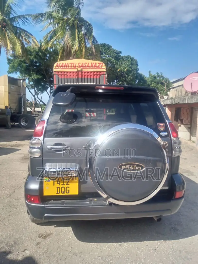 Toyota Land Cruiser Prado 2007 Gray