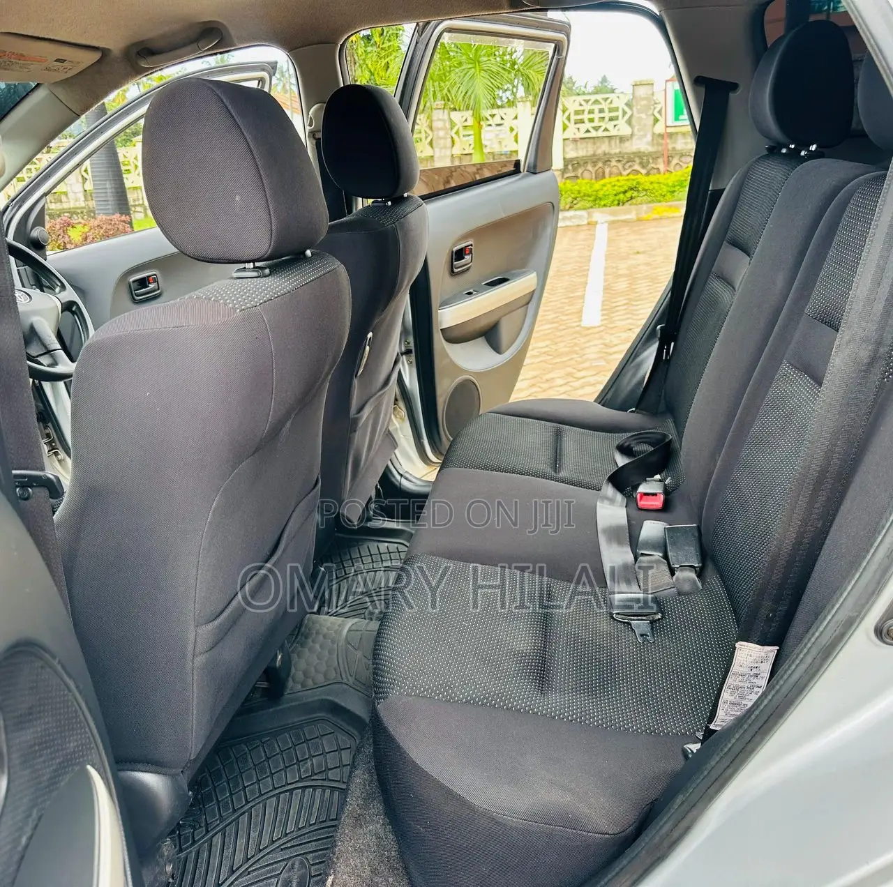 Toyota IST 2004 Silver