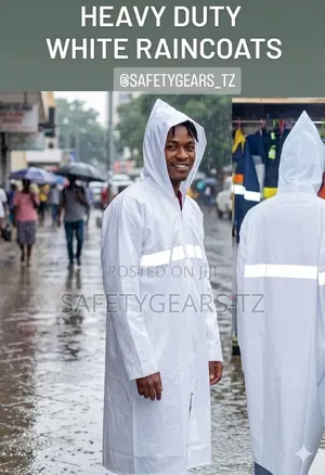 Heavy-duty White Colour With Reflector Stripe Raincoat