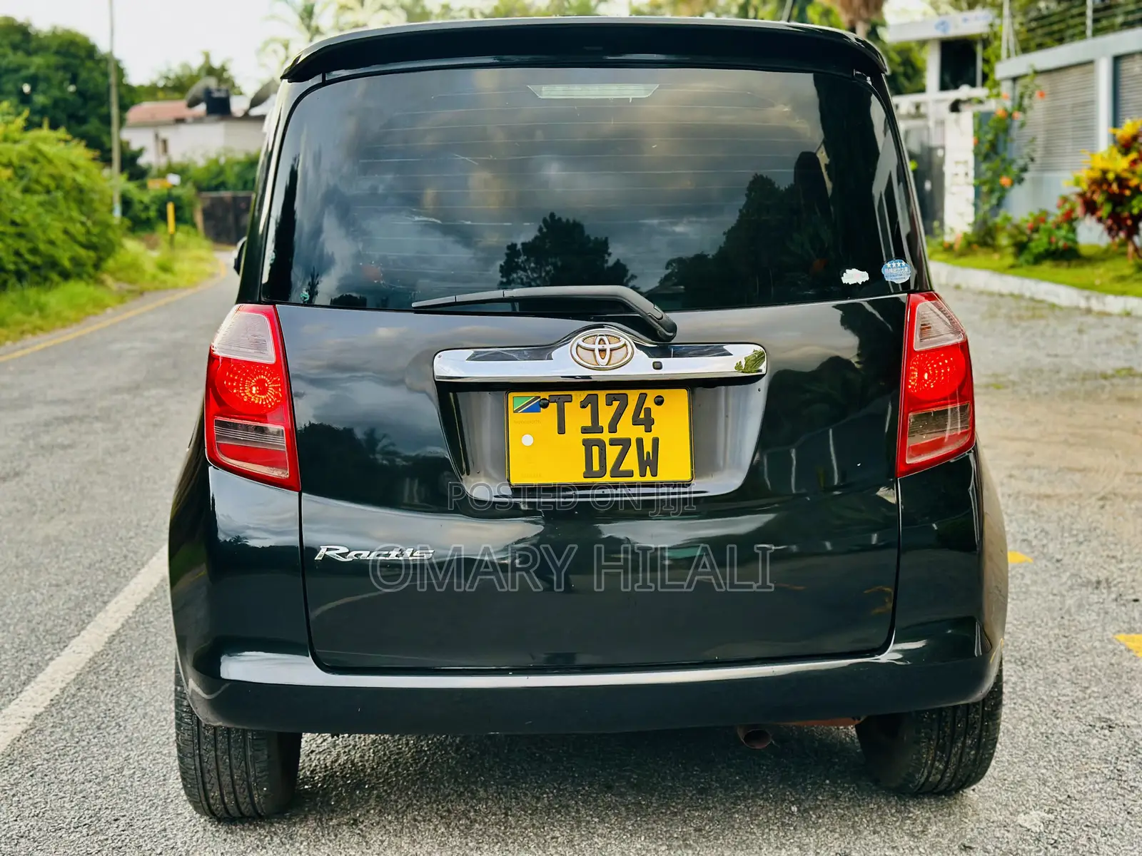 Toyota Ractis 2005 Black