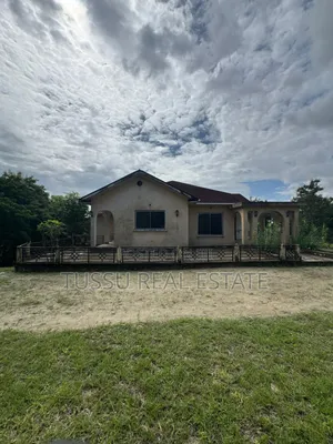 4bdrm House in Makongo Bus Stop, Kinondoni for sale