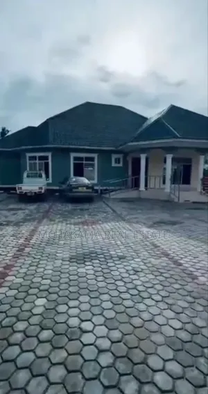 4bdrm House in Mchakama Real Estate, Mtoni for sale