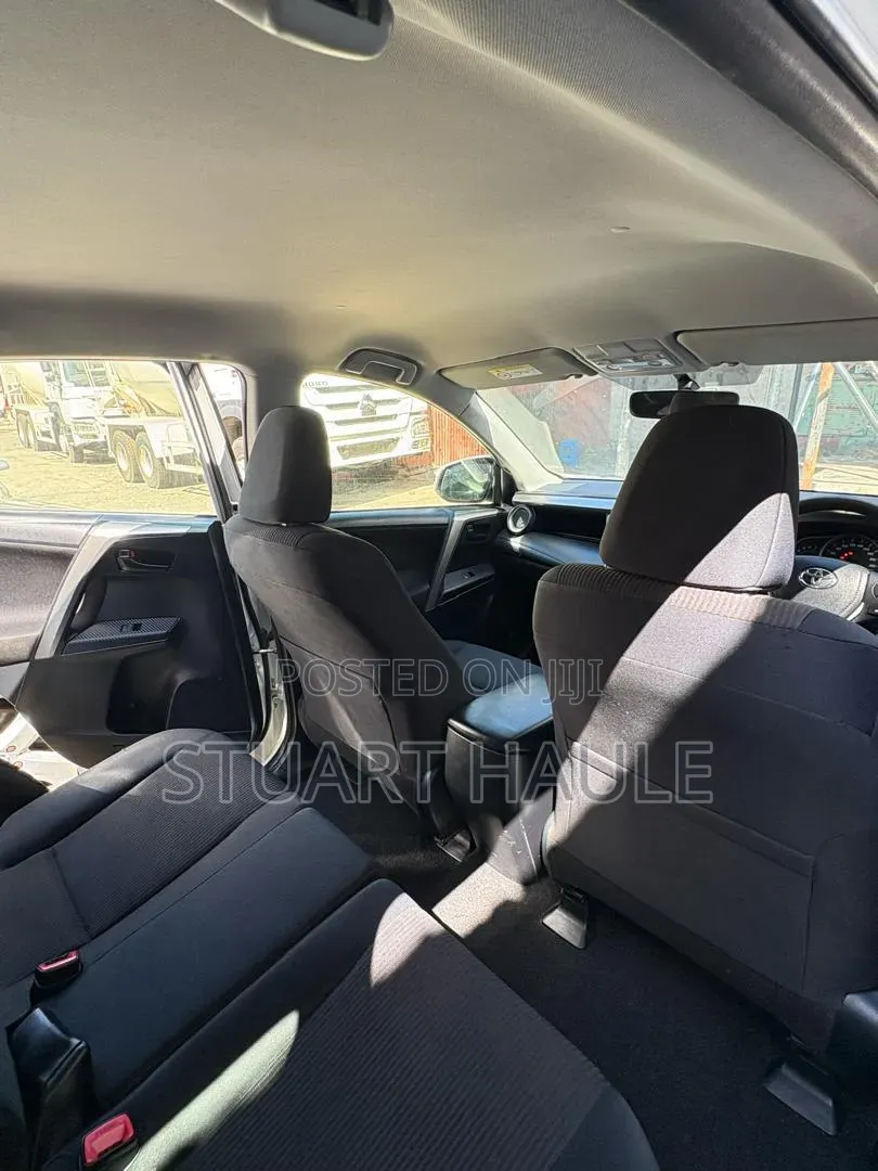 Toyota RAV4 2018 White