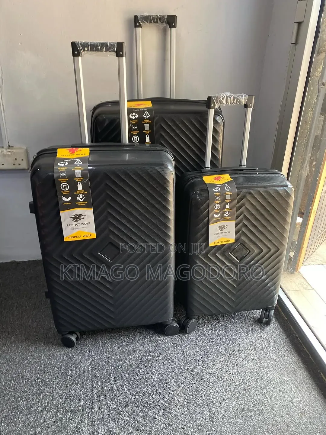 Seti Kamili Ya Safari Mabegi Matatu Kwa 210,000.
