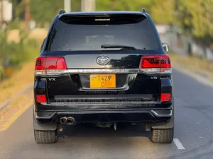 Toyota Land Cruiser 2013 Black