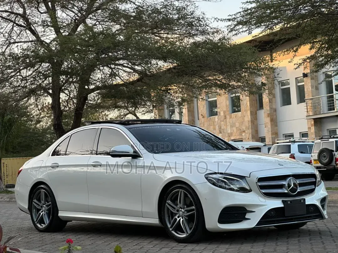 Mercedes-Benz E200 2016 White
