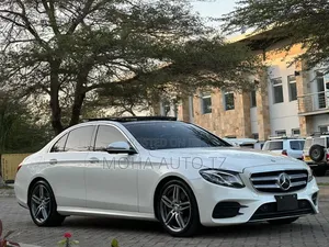 Mercedes-Benz E200 2016 White