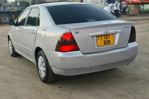 Toyota Corolla 2000 Silver