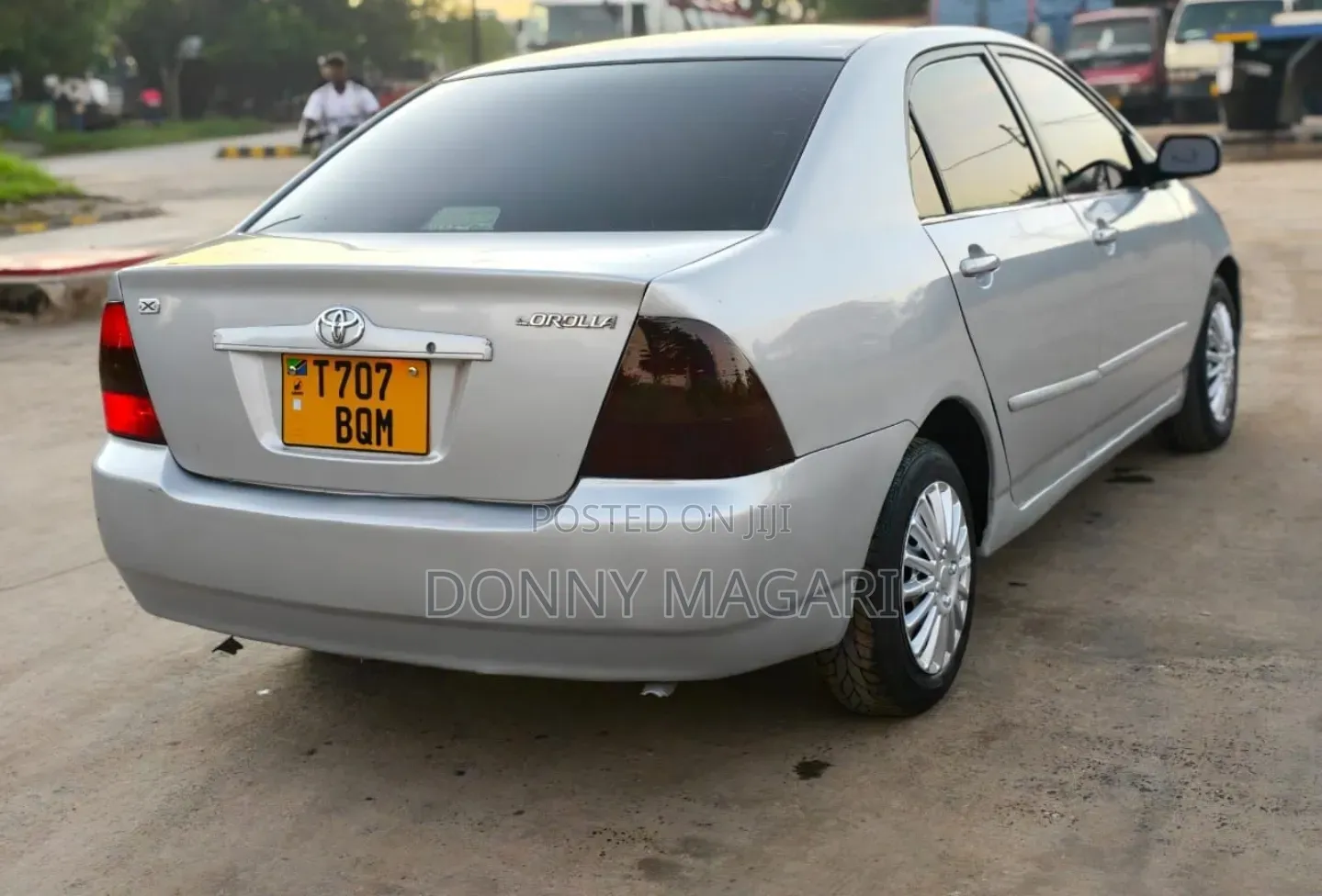 Toyota Corolla 2000 Silver