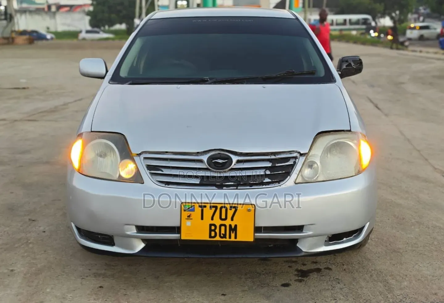 Toyota Corolla 2000 Silver