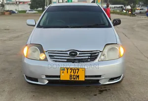 Toyota Corolla 2000 Silver