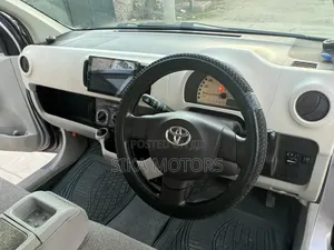 Toyota Passo 2011 Gray