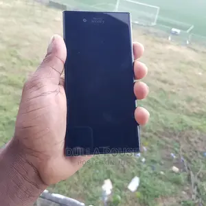 New Sony Xperia XZs 32 GB Black