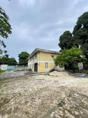 Eneo Linalotizama Lami Linauzwa Kimara