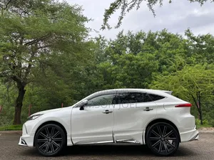 Toyota Harrier 2020 White